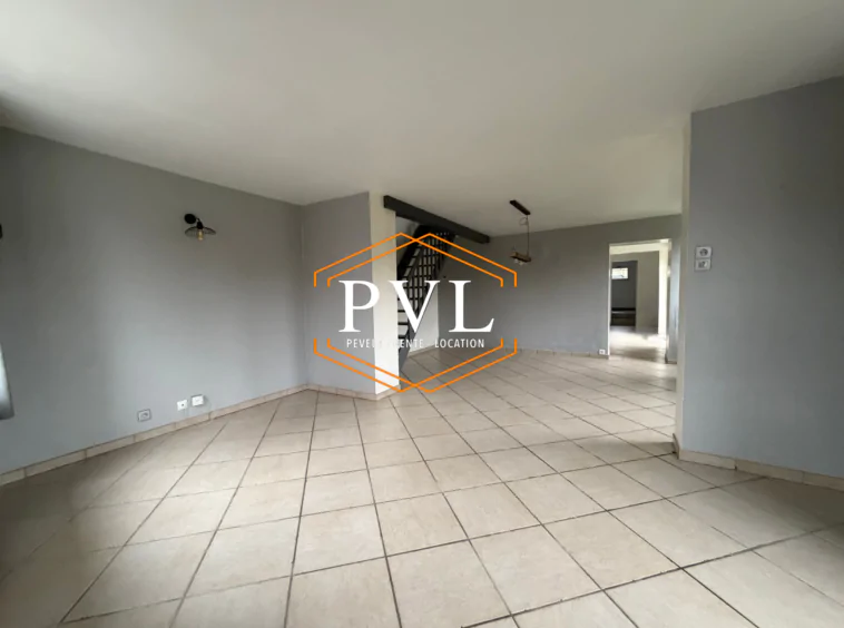 Maison 5 pièces 125 m² · à Cobrieux · 125 m² · 330 000 €